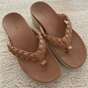Vionic Women's Tan Braided Sandals